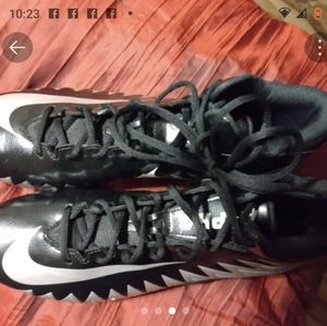 Nike Alpha Menace Elite soccer Cleats